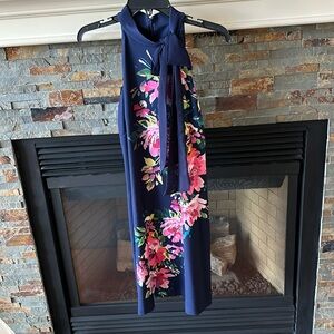 Vince Camuto sleeveless summertime dress.